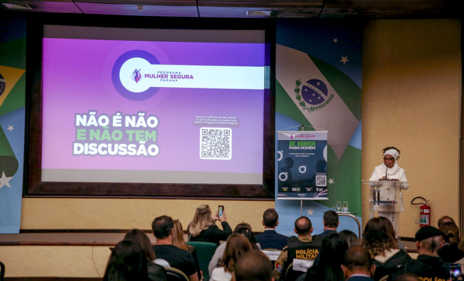 Segurança Pública debate ações contra violência de gênero nas regionais de Curitiba