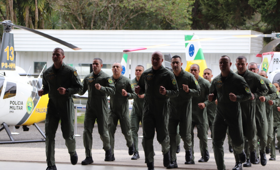 Batalhão de Operações Aéreas da PMPR forma novos operadores aerotáticos