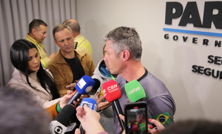 Explosão em Quatro Barras: após recolhimento de vestígios, trabalhos avançam para identificação das vítimas