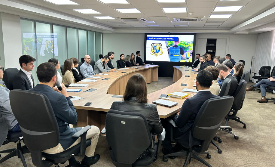 Polícia Científica do Paraná dá posse a 25 novos peritos oficiais para todas as regiões