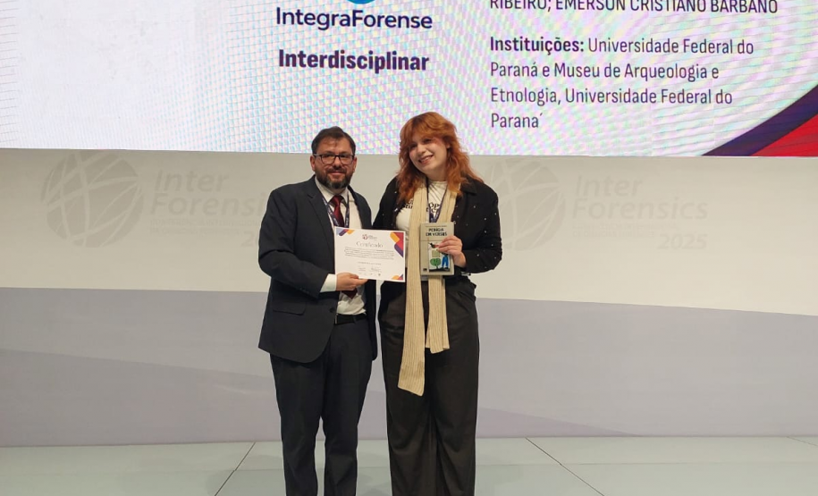 Polícia Científica tem profissionais premiados em evento internacional em Curitiba