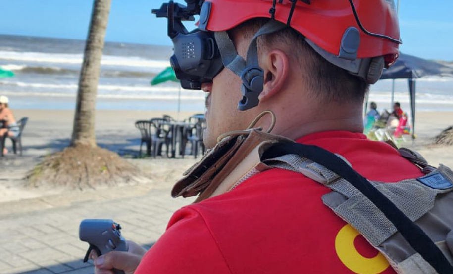 Use da tecnologia dos drones tem se tornado cada vez mais importante no trabalho dos bombeiros paranaenses.