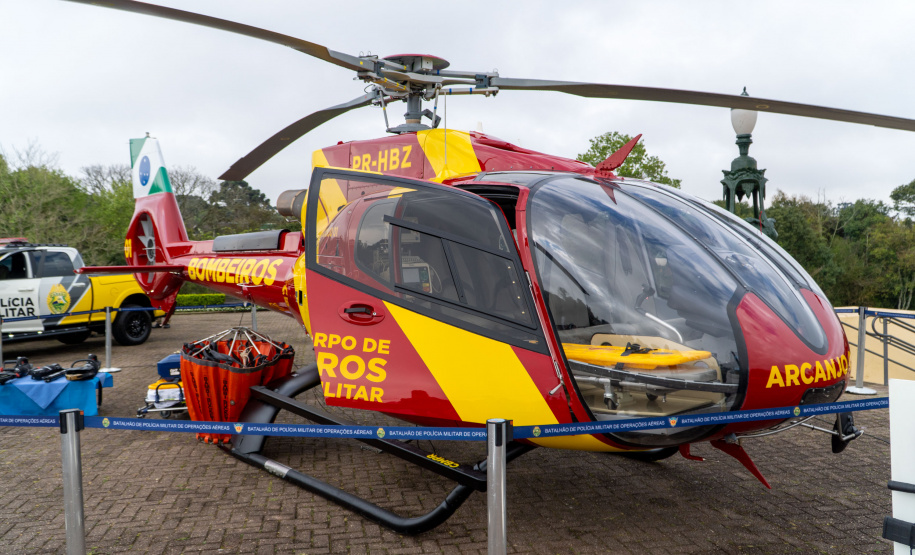 Com cinco novos helicópteros, Paraná tem a maior frota aérea da história da segurança pública