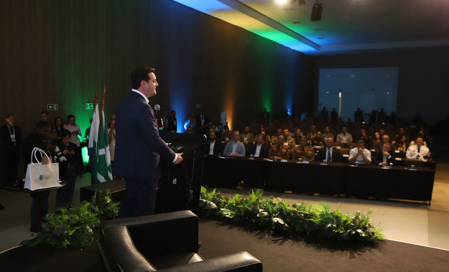 Encontro no Paraná reúne representantes de 17 países para tratar de segurança ao turista