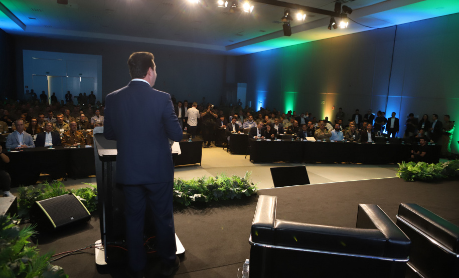 Encontro no Paraná reúne representantes de 17 países para tratar de segurança ao turista