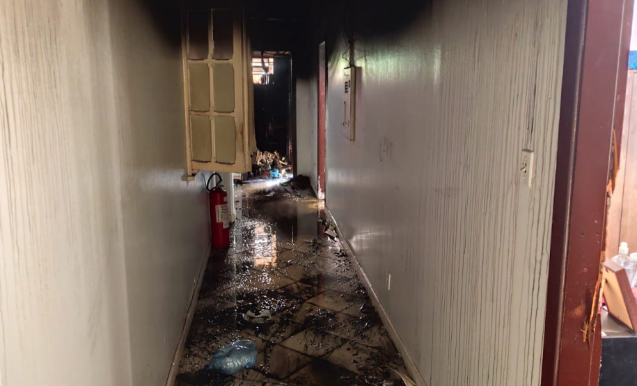 Incêndio em prédio no centro de Curitiba