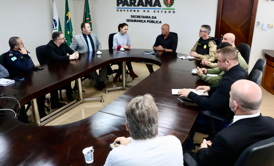 Secretário Hudson recebe a prefeita de São José dos Pinhais Nina Singer