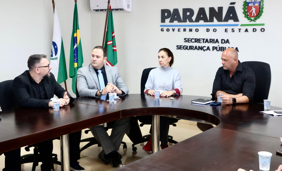 Secretário Hudson recebe a prefeita de São José dos Pinhais Nina Singer