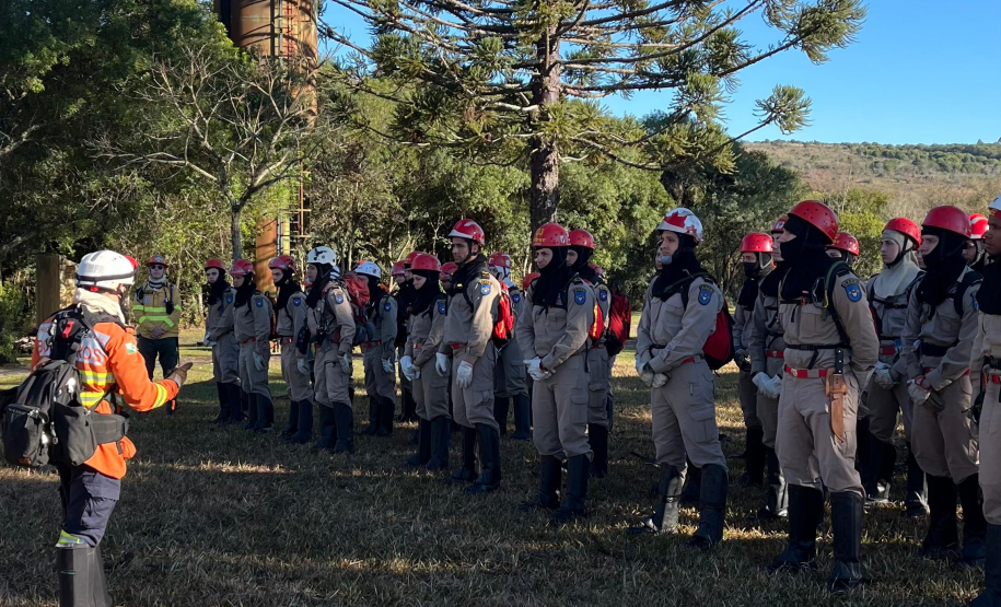 CBMPR intensifica treinamentos de Manejo Integrado do Fogo contra incêndios florestais