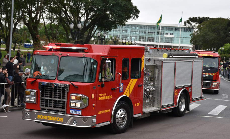 Desfile de 7 de Setembro vai levar ao público a evolução das viaturas dos Bombeiros