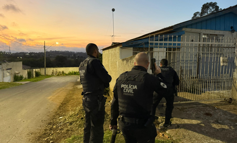 Ação da PCPR mira dupla investigada por homicídio e tráfico de drogas em Piraquara