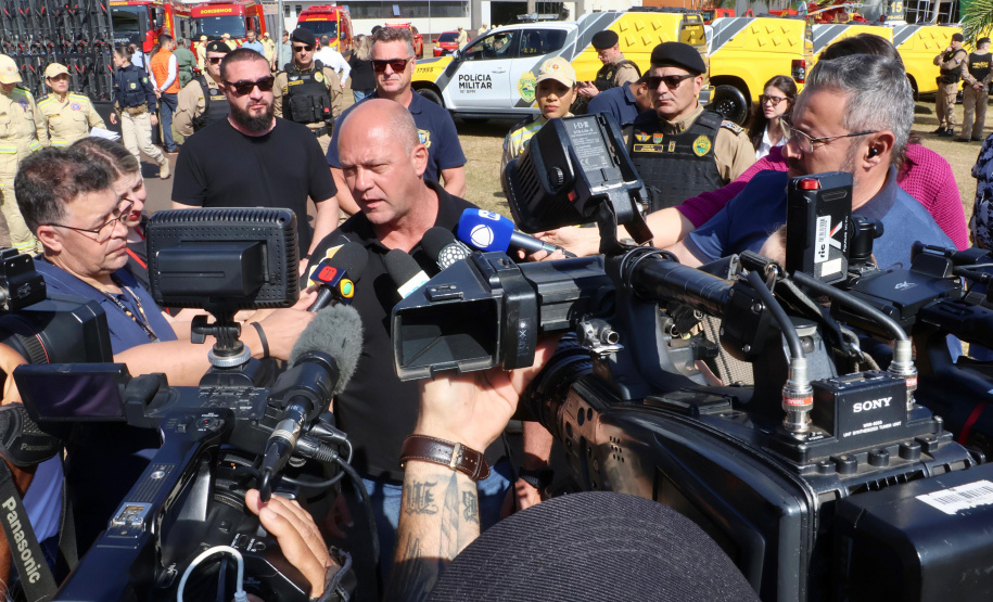 Missão Paraná II: Estado entrega viaturas e aeronaves para segurança em Londrina e região