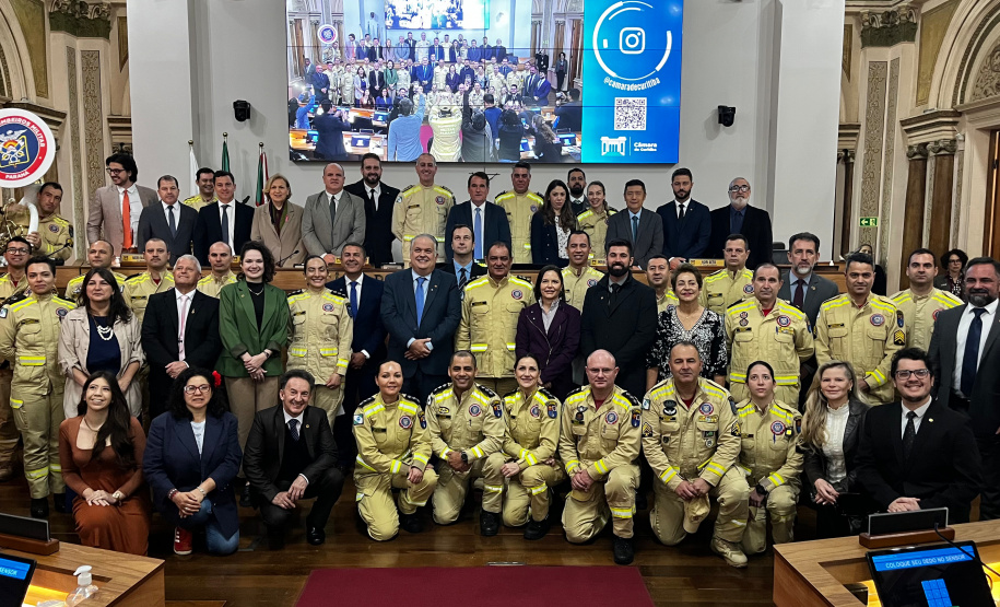 Corpo de Bombeiros Militar do Paraná é homenageado na Câmara Municipal de Curitiba pelos 113 anos de história