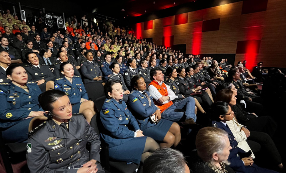 Curitiba recebe 10º Encontro Nacional de Bombeiras Militares celebrando 20 anos da entrada das mulheres no CBMPR