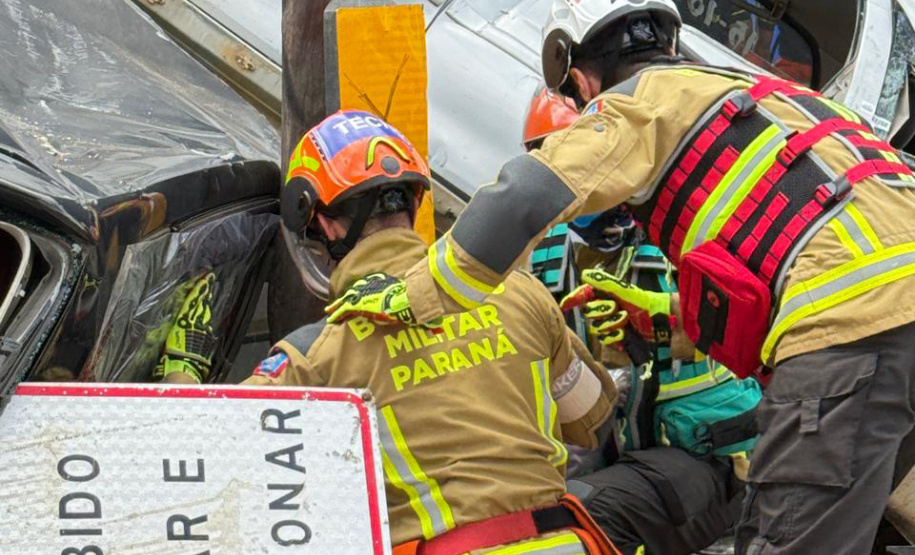Bombeiros do 4º BBM, de Cascavel, vencem o 7º Desafio Nacional de Salvamento Veicular.