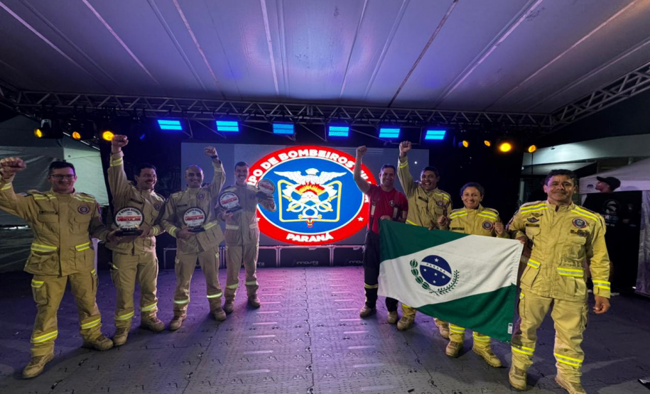 Bombeiros do 4º BBM, de Cascavel, vencem o 7º Desafio Nacional de Salvamento Veicular.