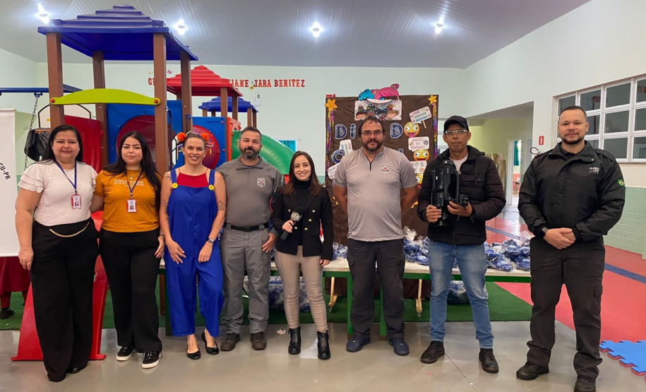 Crianças recebem mais de 4 mil bonecos feitos por pessoas privadas de liberdade