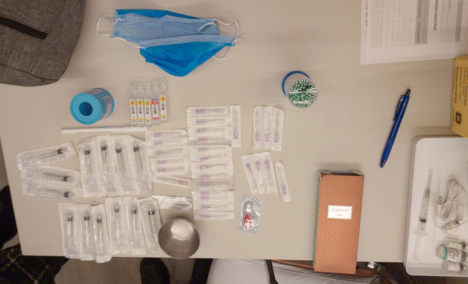 PCPR apreende materiais em ação contra estudante por exercício ilegal da medicina