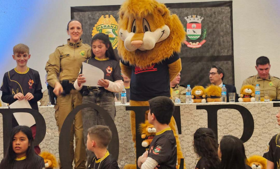 Prevenção às drogas: PMPR celebra 25 anos do Proerd com ações a 2 milhões de crianças