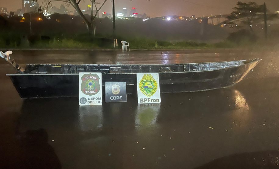 Em ações distintas, PMPR apreende cerca de 343 quilos de maconha na região Fronteira