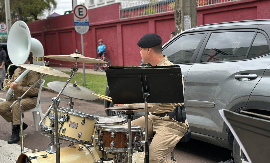 Música e esperança: Banda da PMPR faz show para crianças do Hospital Pequeno Príncipe