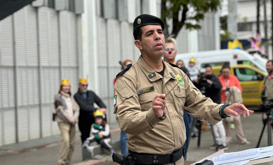 Música e esperança: Banda da PMPR faz show para crianças do Hospital Pequeno Príncipe