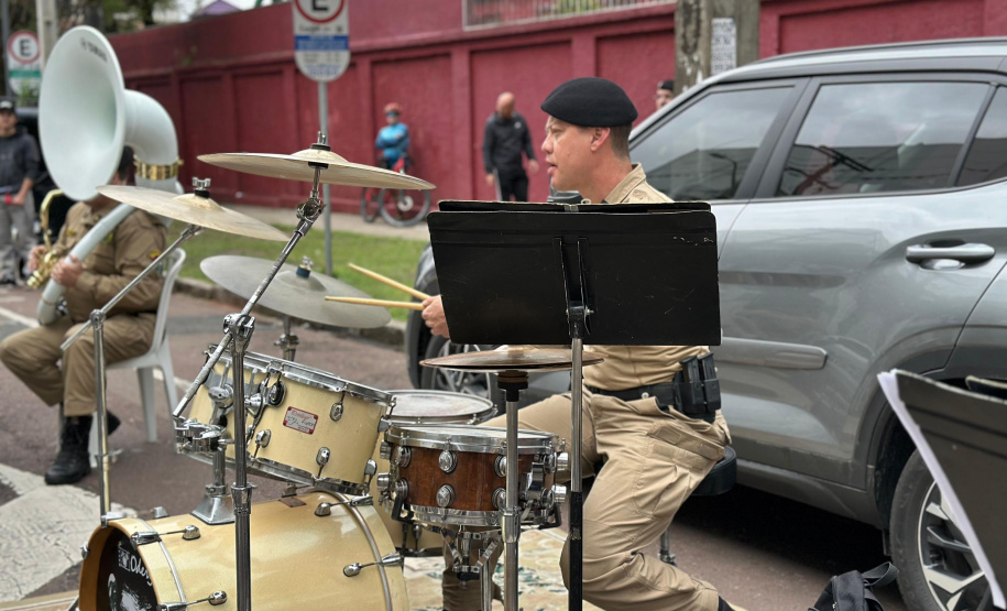 Música e esperança: Banda da PMPR faz show para crianças do Hospital Pequeno Príncipe