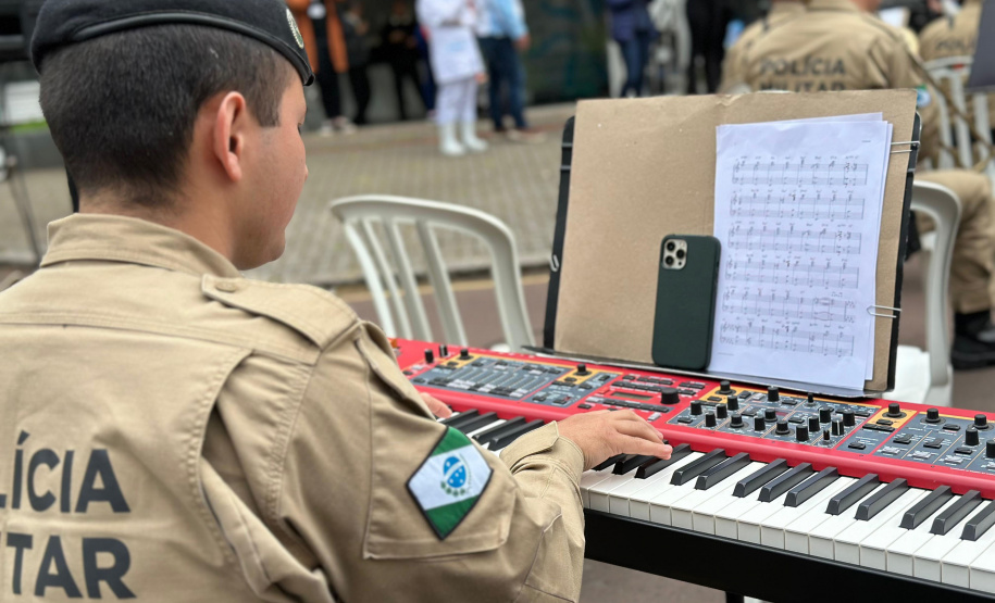 Música e esperança: Banda da PMPR faz show para crianças do Hospital Pequeno Príncipe