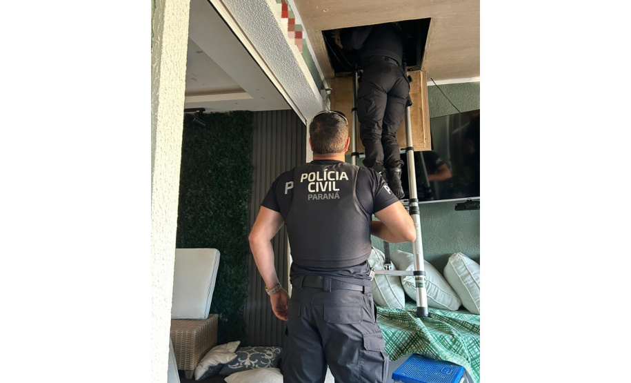 PCPR prende casal suspeito de aplicar golpe milionário em empresário de Curitiba