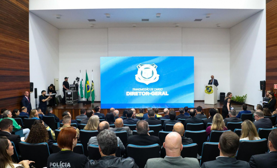 Com foco na eficiência, novo diretor-geral da Polícia Científica do Paraná assume o cargo