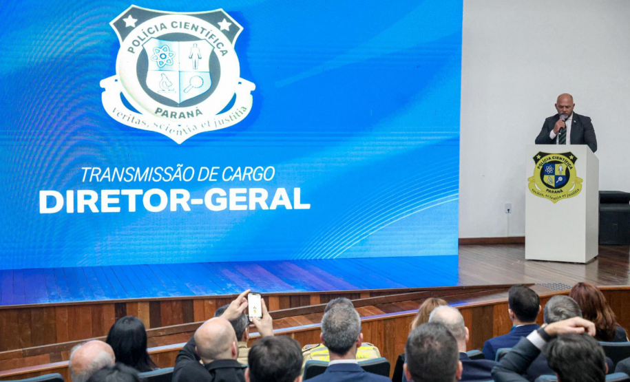 Com foco na eficiência, novo diretor-geral da Polícia Científica do Paraná assume o cargo