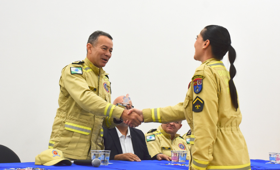 Bombeiros formam 69 novos socorristas, especialistas no atendimento pré-hospitalar