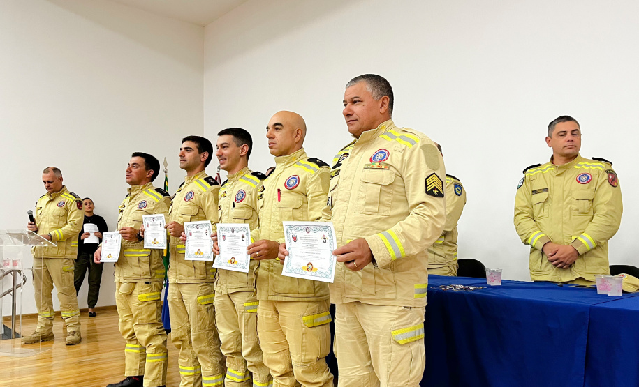 Rio Bonito do Iguaçu: bombeiros que atenderam cidade tinham concluído curso de atuação em desastres no mesmo dia