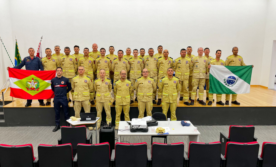 Rio Bonito do Iguaçu: bombeiros que atenderam cidade tinham concluído curso de atuação em desastres no mesmo dia