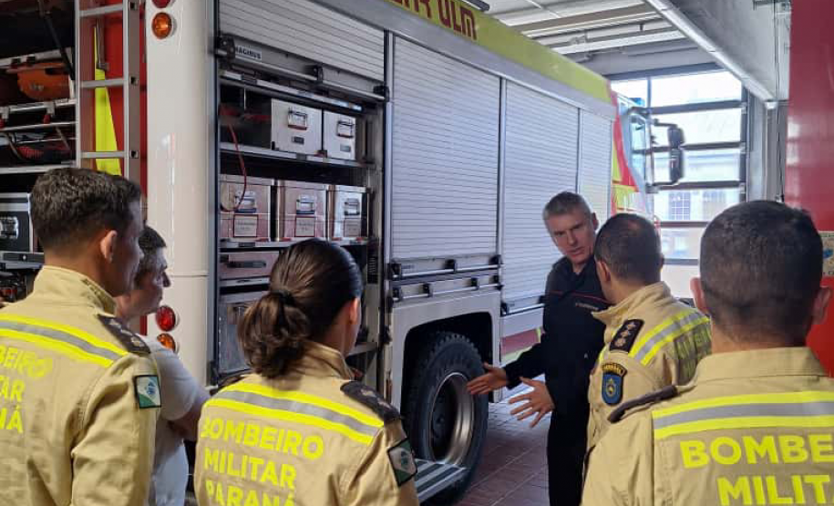 Comitiva do Corpo de Bombeiros do Paraná realiza visita técnica a fábricas na Alemanha e Áustria