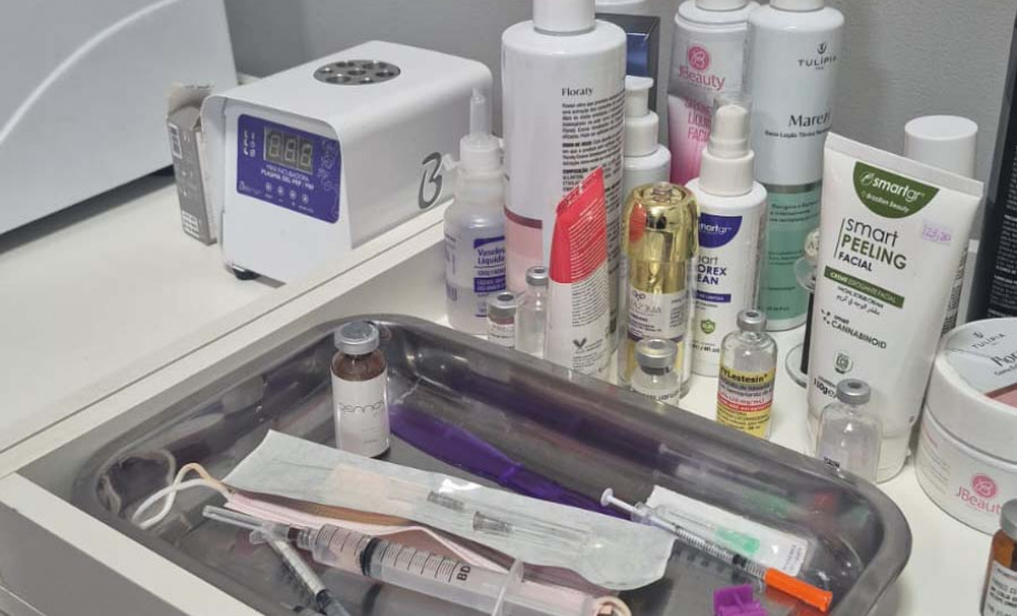 PCPR prende mulher por procedimentos estéticos ilegais em clínica de Curitiba