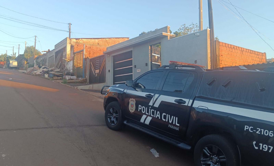 PCPR e PMPR prendem 3 pessoas e apreendem 6 armas, munições e drogas em Cascavel