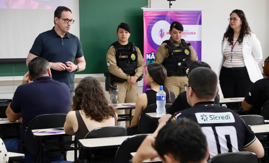 Mulher Segura: policiais realizam palestra para alunos de Direito em Ponta Grossa