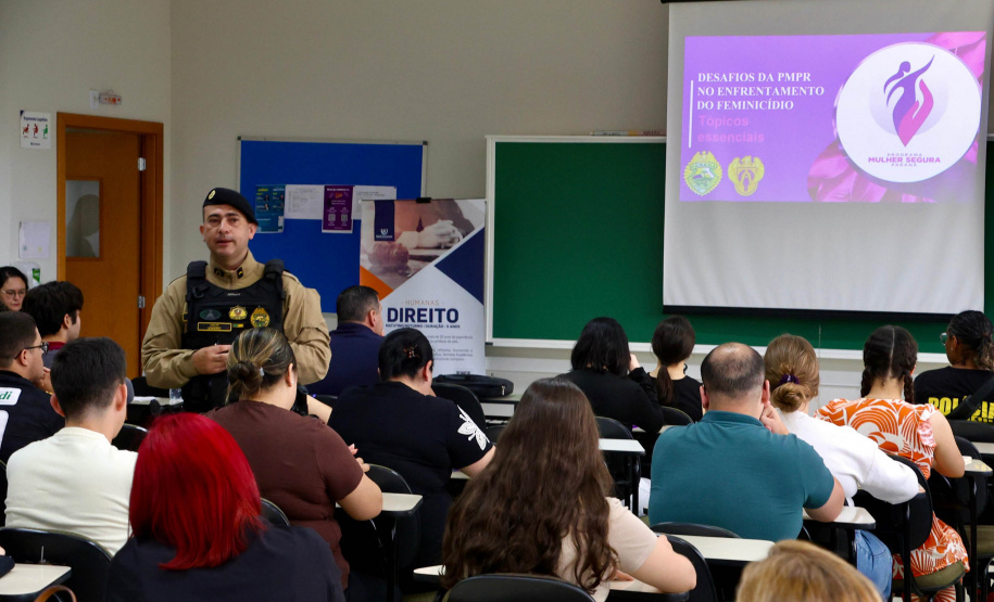 Mulher Segura: policiais realizam palestra para alunos de Direito em Ponta Grossa