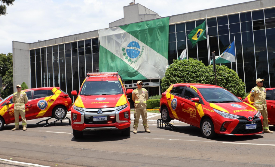 Governo do Paraná reforça estrutura do Corpo de Bombeiros em Guarapuava e Pitanga com novas viaturas