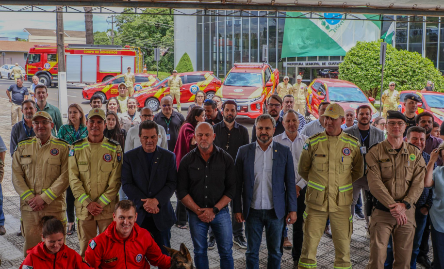Governo do Paraná reforça estrutura do Corpo de Bombeiros em Guarapuava e Pitanga com novas viaturas