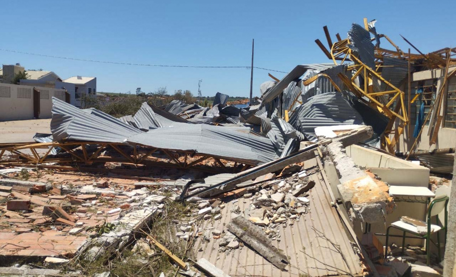 Paraná coloca presos para reconstruir escolas e Apae de Rio Bonito do Iguaçu