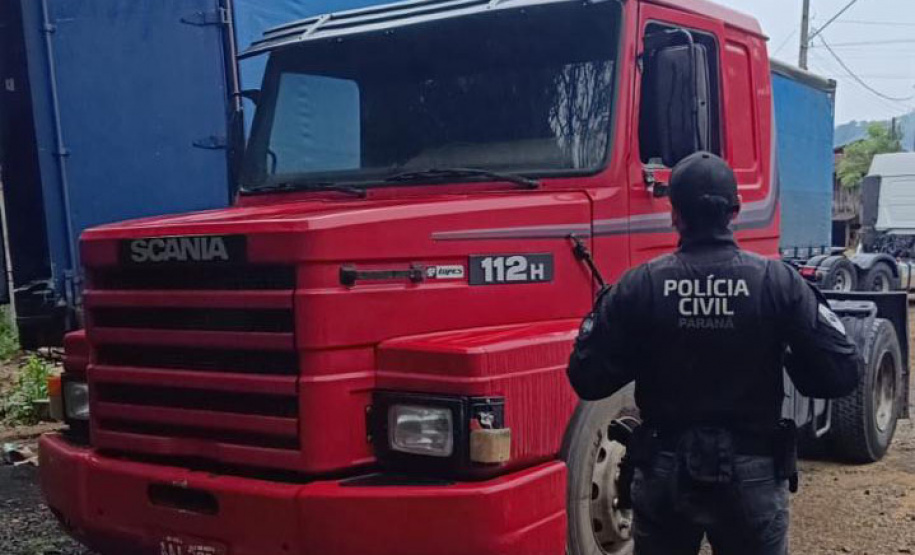 PCPR e PCSC prendem oito pessoas envolvidas em esquema interestadual de roubo de cargas