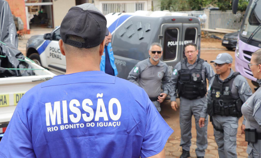 Carrinhos de mão feitos por presos de Piraquara estão sendo usados em Rio Bonito do Iguaçu