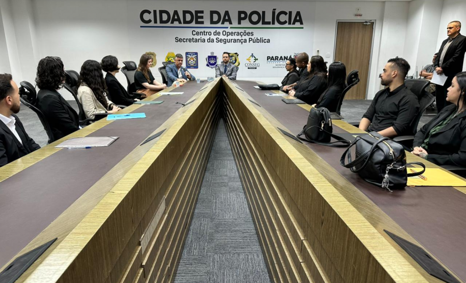 Polícia Científica do Paraná reforça quadro com a posse de 16 novos profissionais