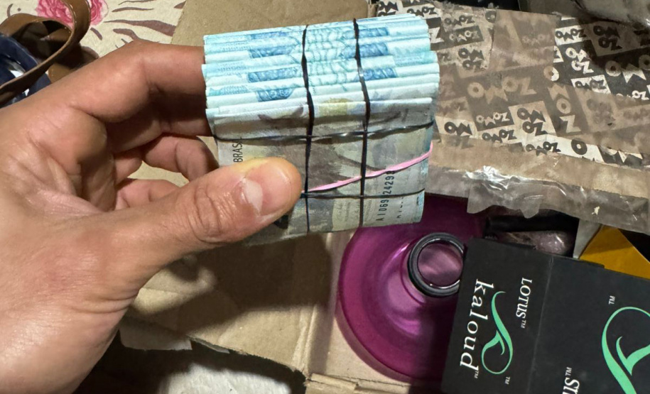 PCPR e PMPR prendem 13 pessoas e apreendem R$ 26 mil durante operação em Rolândia