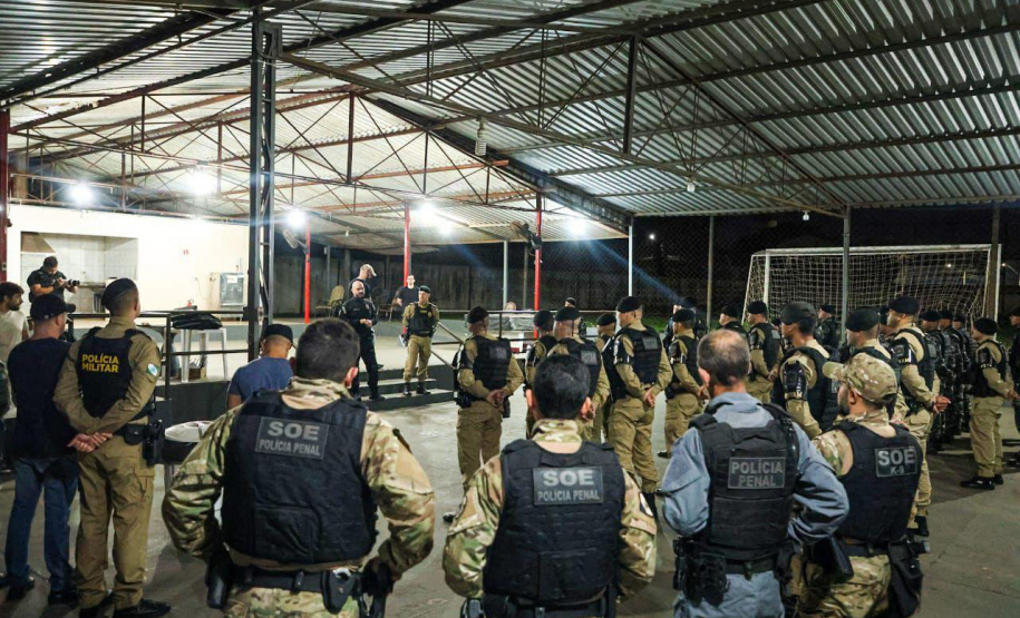 Polícias do Paraná cumprem 109 mandados em cinco estados contra organização criminosa