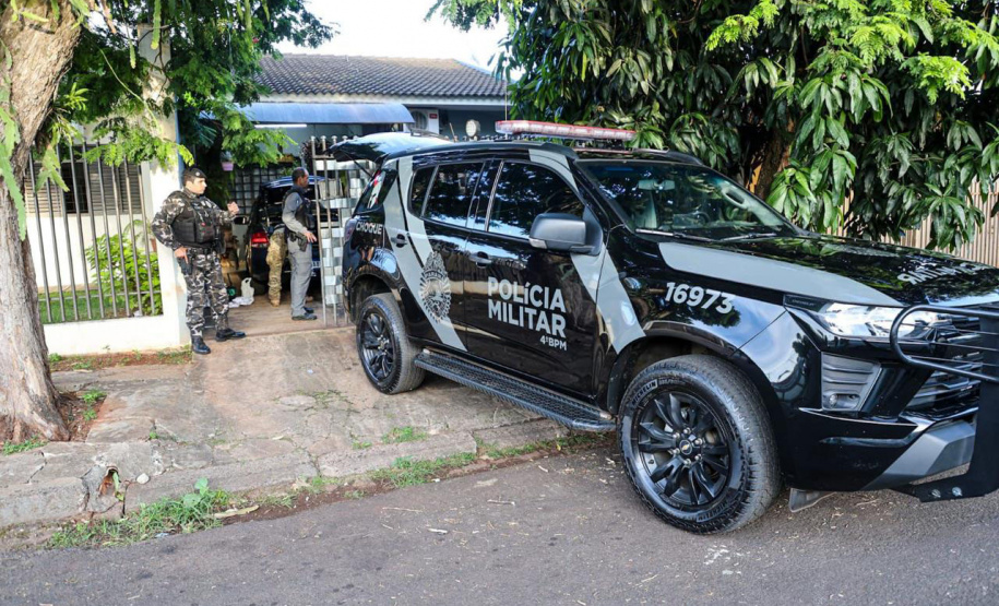 Polícias do Paraná cumprem 109 mandados em cinco estados contra organização criminosa