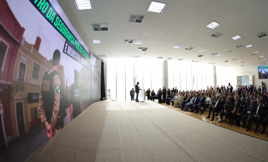 Paraná discute integração das forças de segurança do Estado e dos municípios