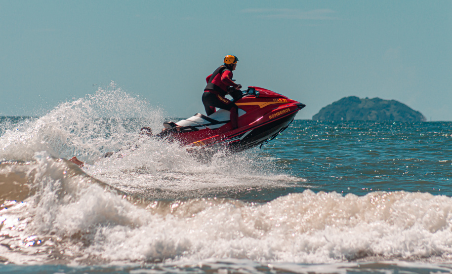 Verão Maior Paraná terá 669 bombeiros e 362 guarda-vidas, maior contingente da história